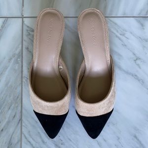 The Drop Cap toe kitten heel mules